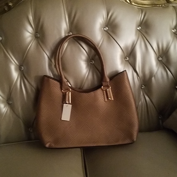 Purses - Picture 3 of 8